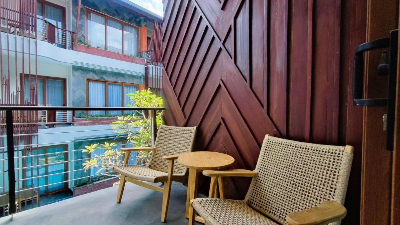 Mokko Suites Batubelig Canggu Екстериор снимка