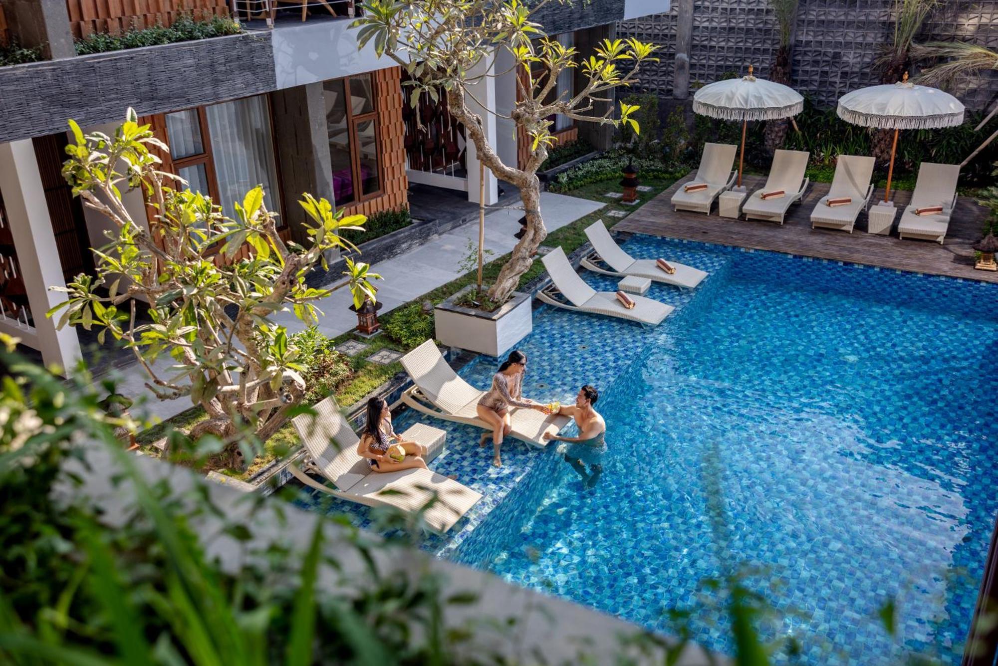 Mokko Suites Batubelig Canggu Екстериор снимка
